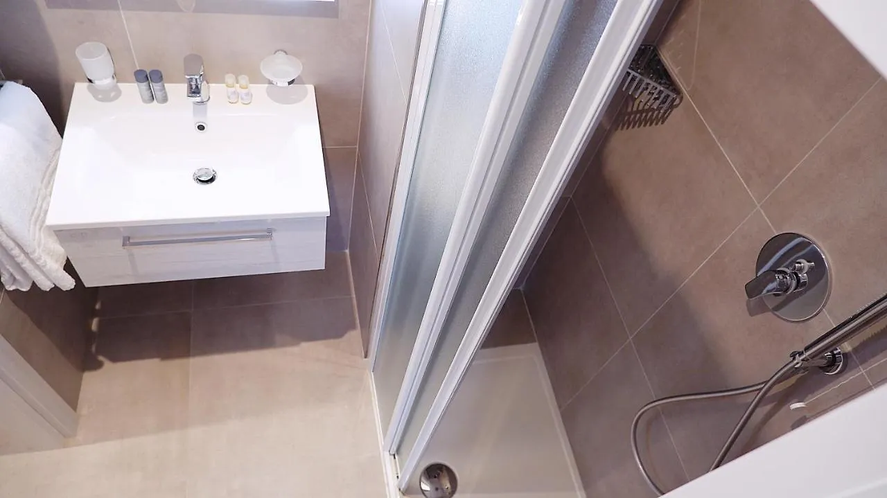 Aparthotel Pianomare Riviera Apartments And Rooms Imperia Italy