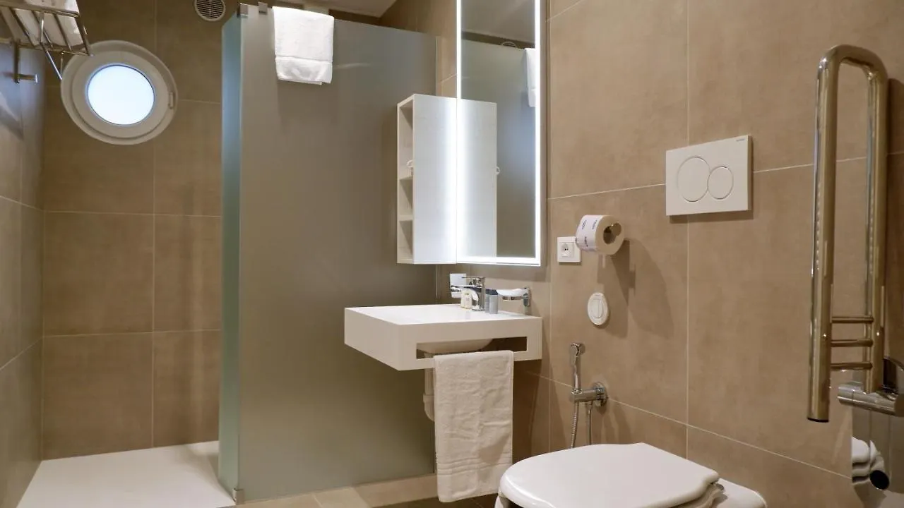 Aparthotel Pianomare Riviera Apartments And Rooms Imperia