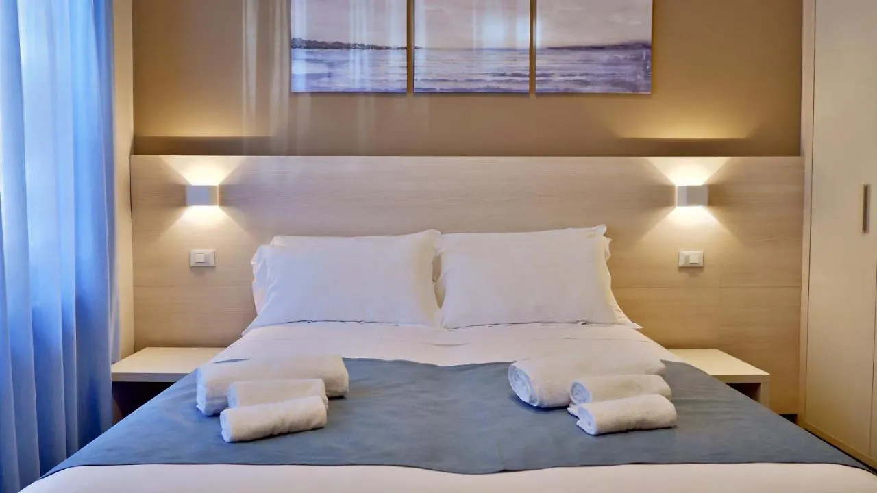 Pianomare Riviera Apartments And Rooms Imperia