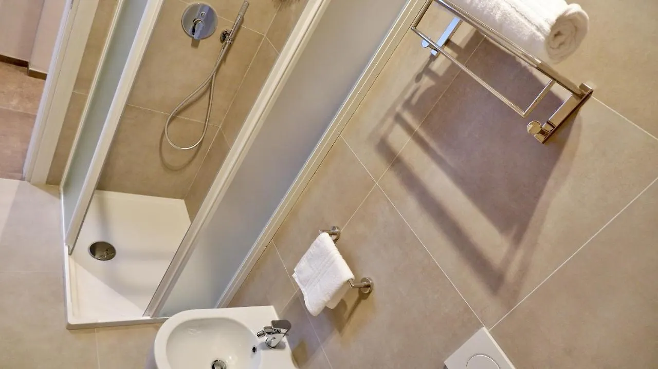 Pianomare Riviera Apartments And Rooms Imperia