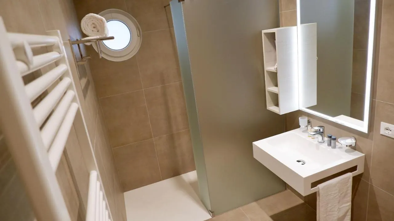 Pianomare Riviera Apartments And Rooms Imperia Aparthotel