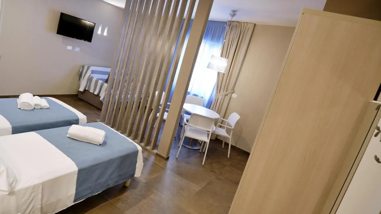 Pianomare Riviera Apartments And Rooms Imperia
