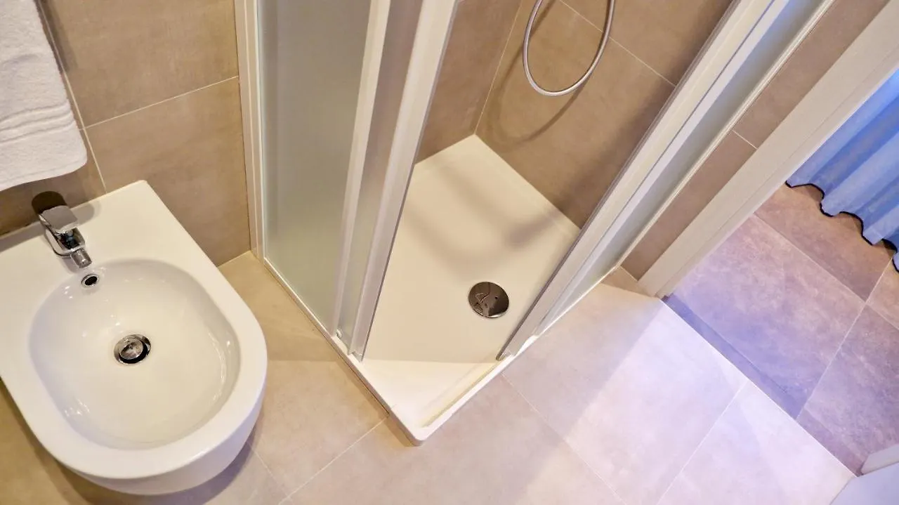 Pianomare Riviera Apartments And Rooms Imperia 0*,