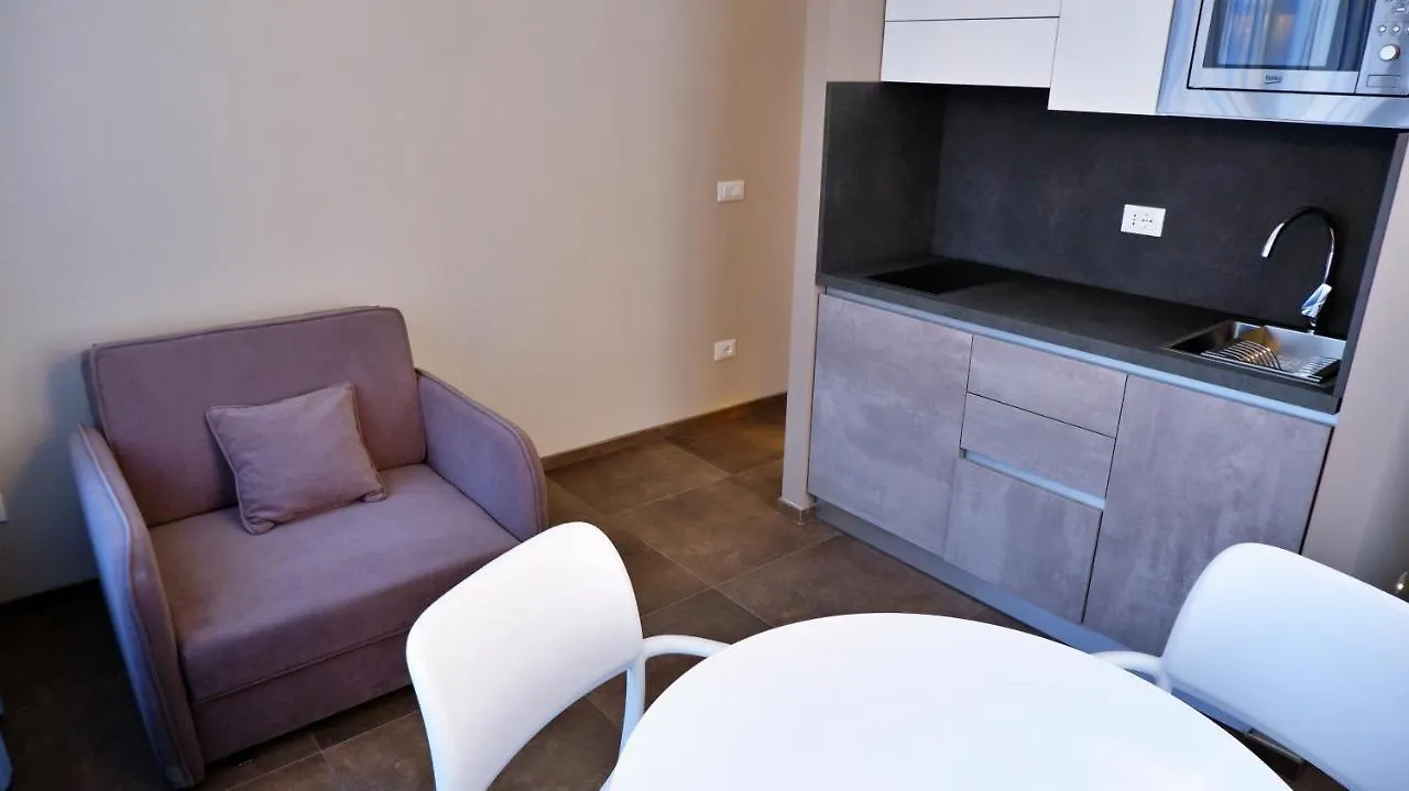 Pianomare Riviera Apartments And Rooms Imperia 0*,  Italy